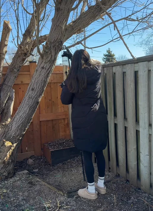 Michelle tried on the Arcfomor Spider Silk heated gloves in her own garden.