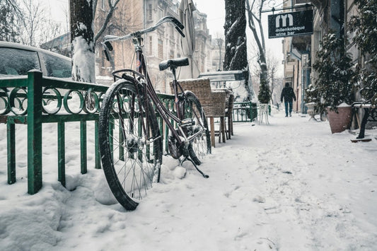 Winter Cycling Essentials: Insights on Using Heated Gloves - Arcfomor®