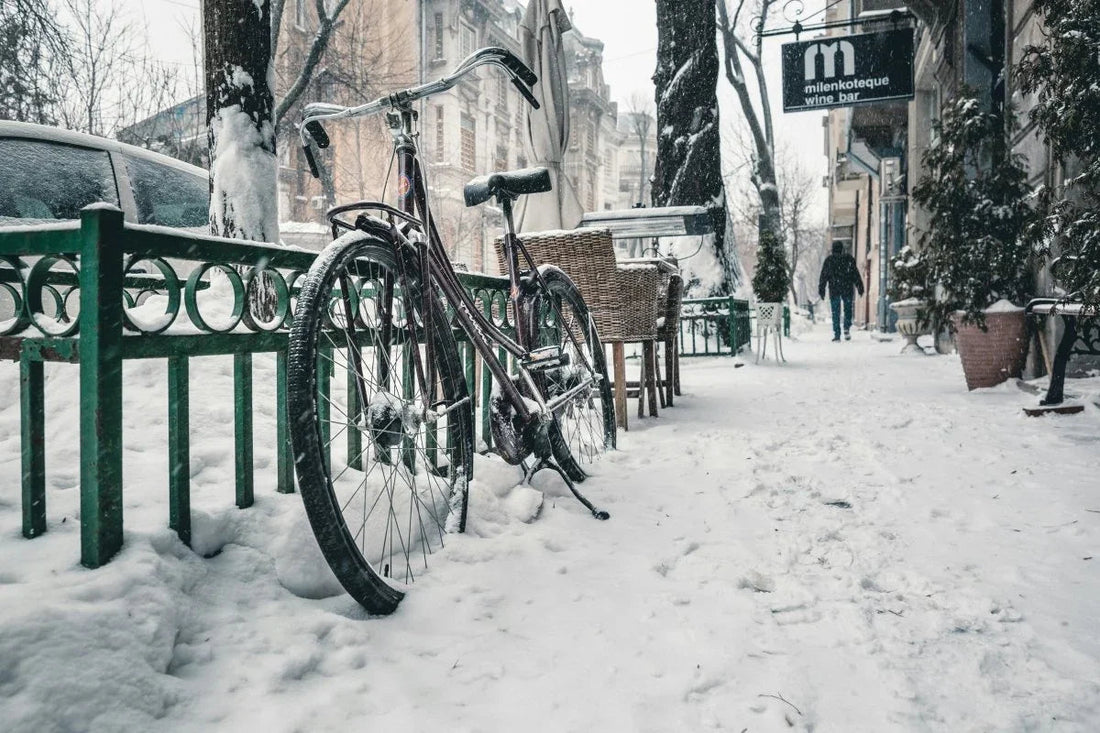 Winter Cycling Essentials: Insights on Using Heated Gloves - Arcfomor®
