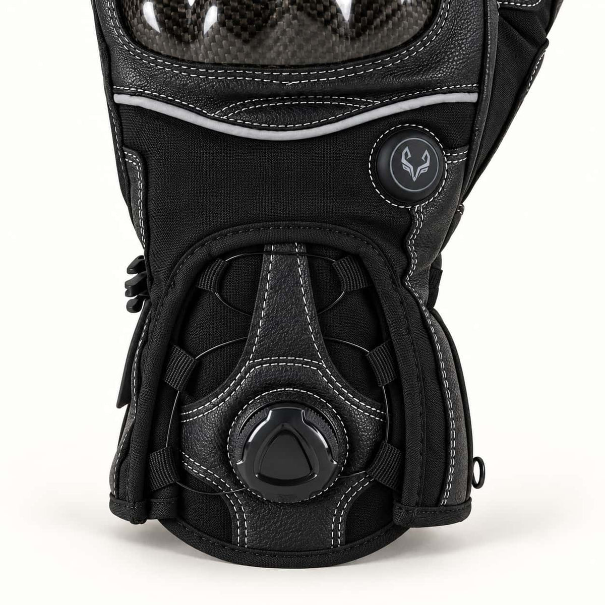 Onyx short cuff showing the rotary tightening dial, cable guides and separate round fox heating button above it.