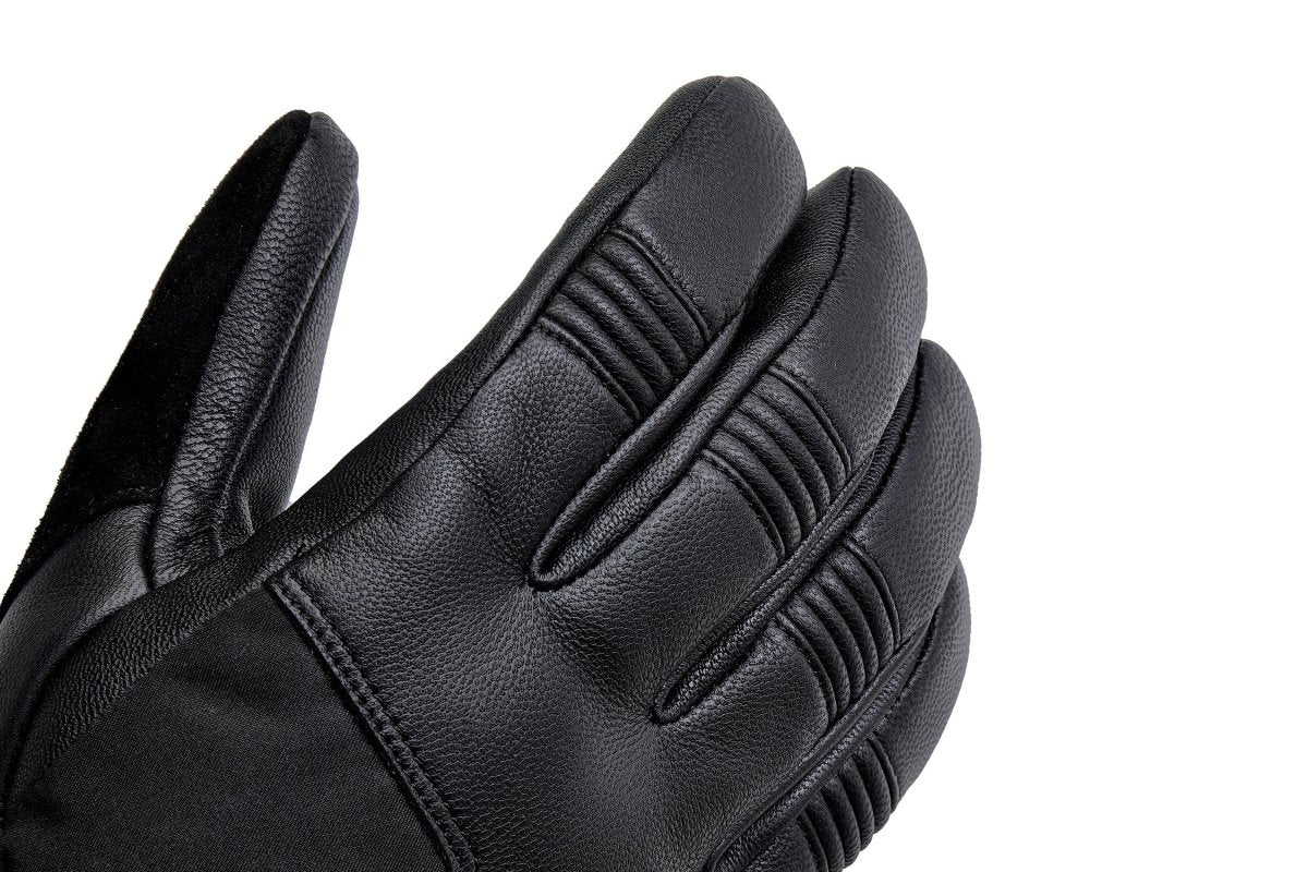 Fingertips of Heated Gloves