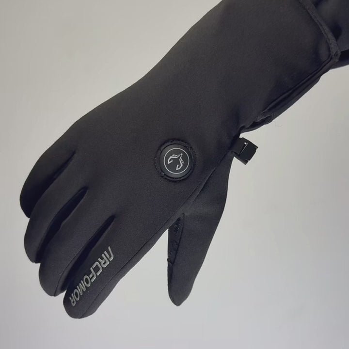 Video demonstration of Feather 7.4V slim-fit heated gloves
